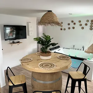 https://suite-dtente.hotels-rhonealpes.com